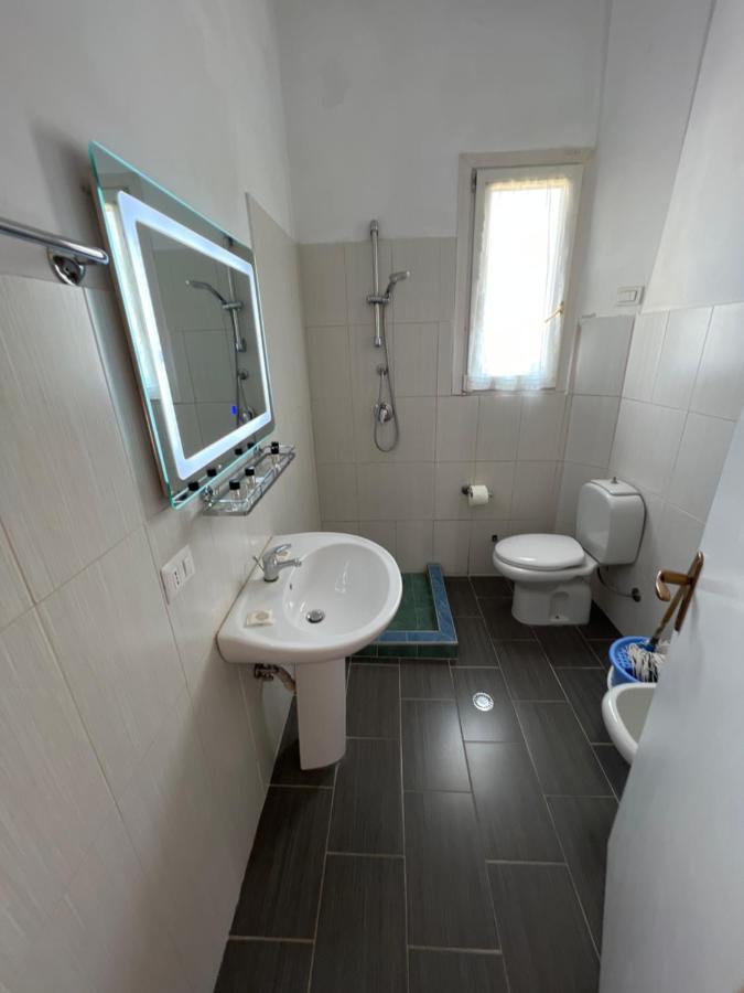 Agron Hotel Orikum Luaran gambar